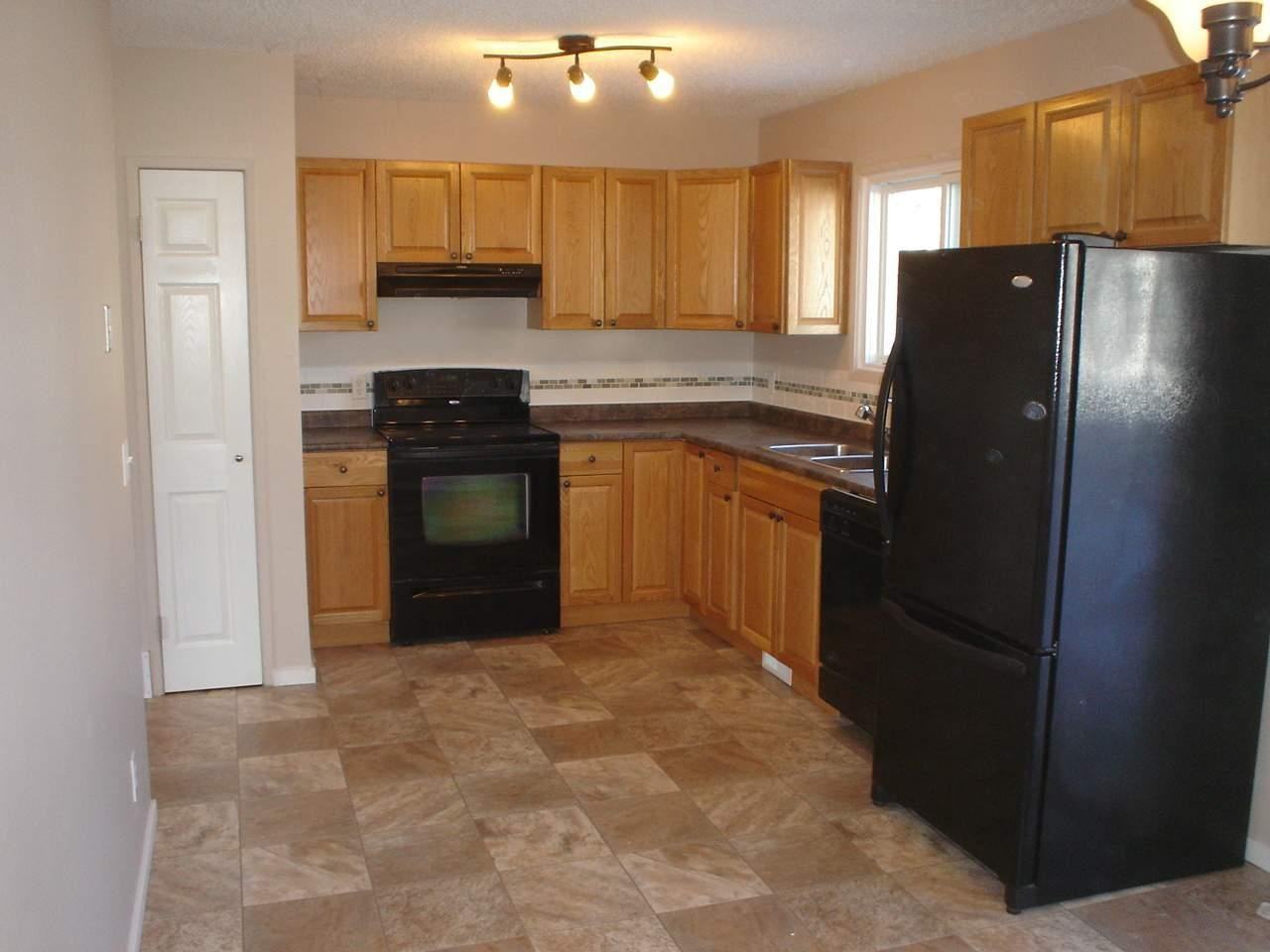 32 Deerpoint Rd SE - Photo 3 of 16