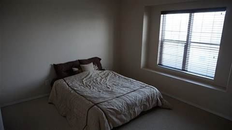 2108 32 St NW - Photo 3 of 6