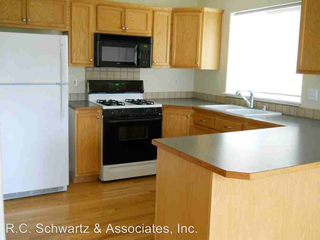 16805 & 16807 N. Mayfair - Photo 3 of 7