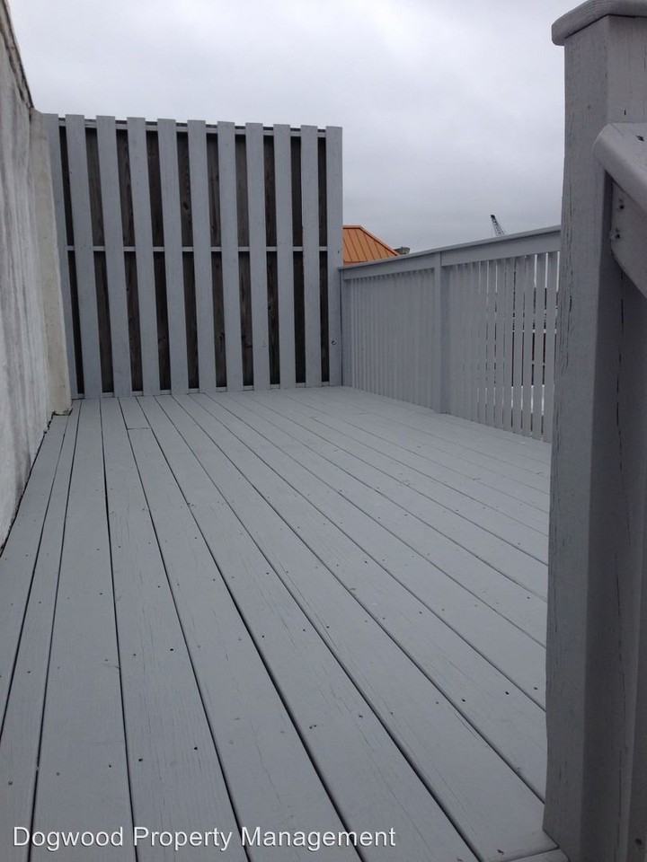 700 E Main St #204 - Photo 3 of 12