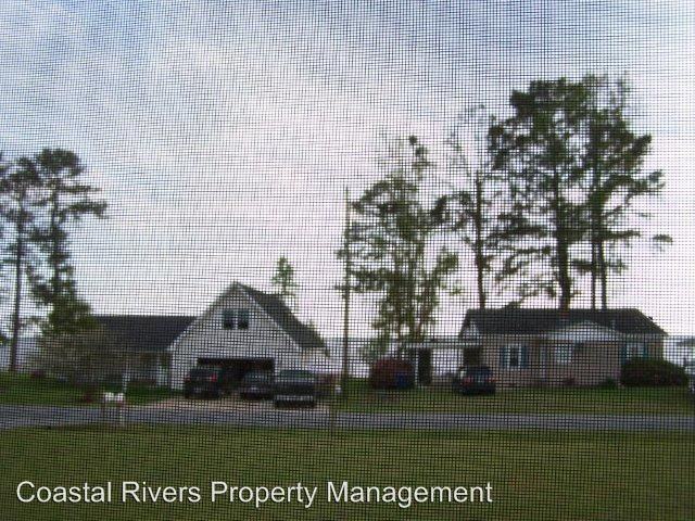 1664 Bayview Rd - Photo 3 of 17