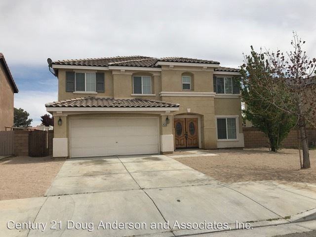 45108 Palm Ln