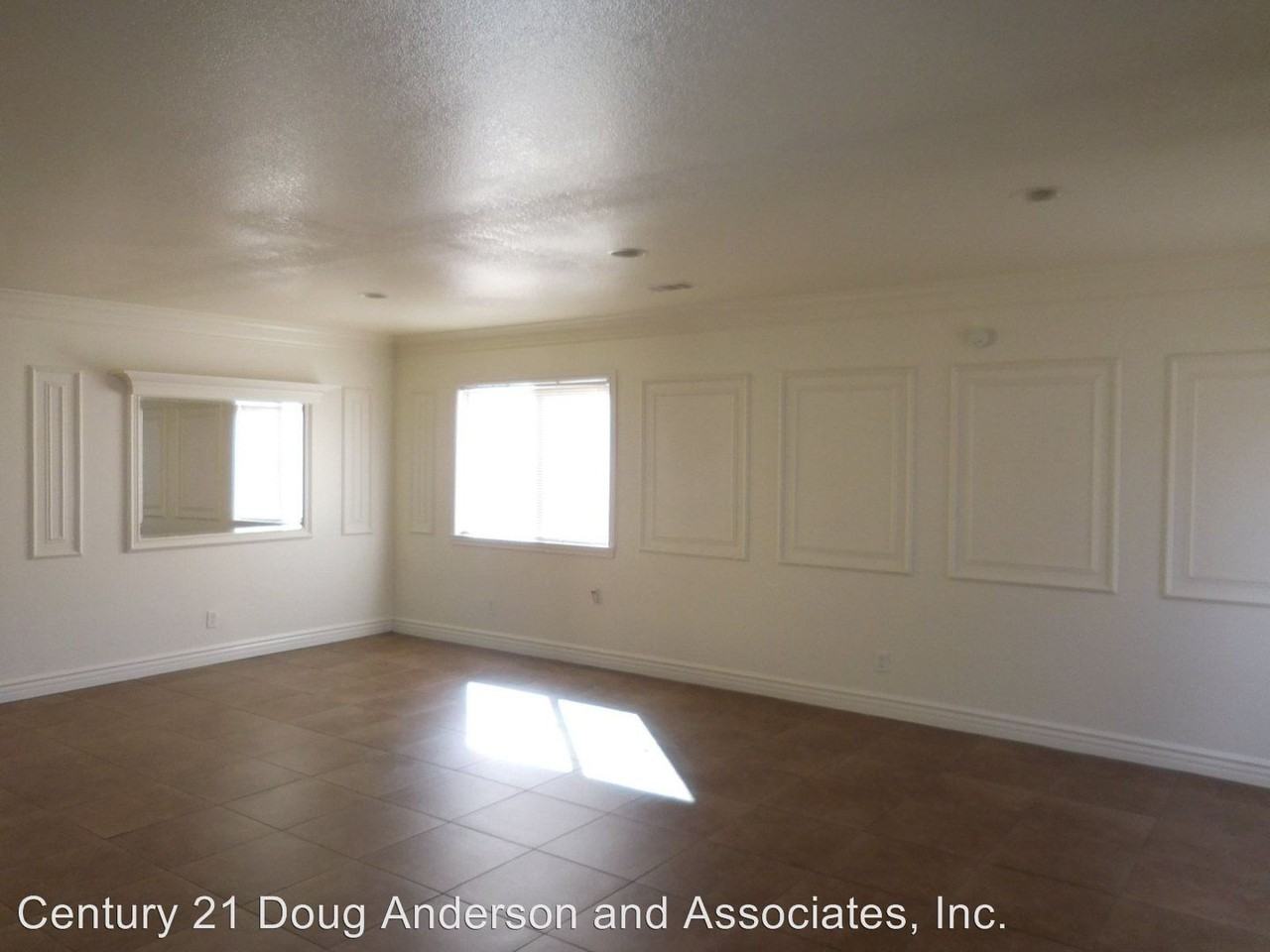 45108 Palm Ln - Photo 3 of 17