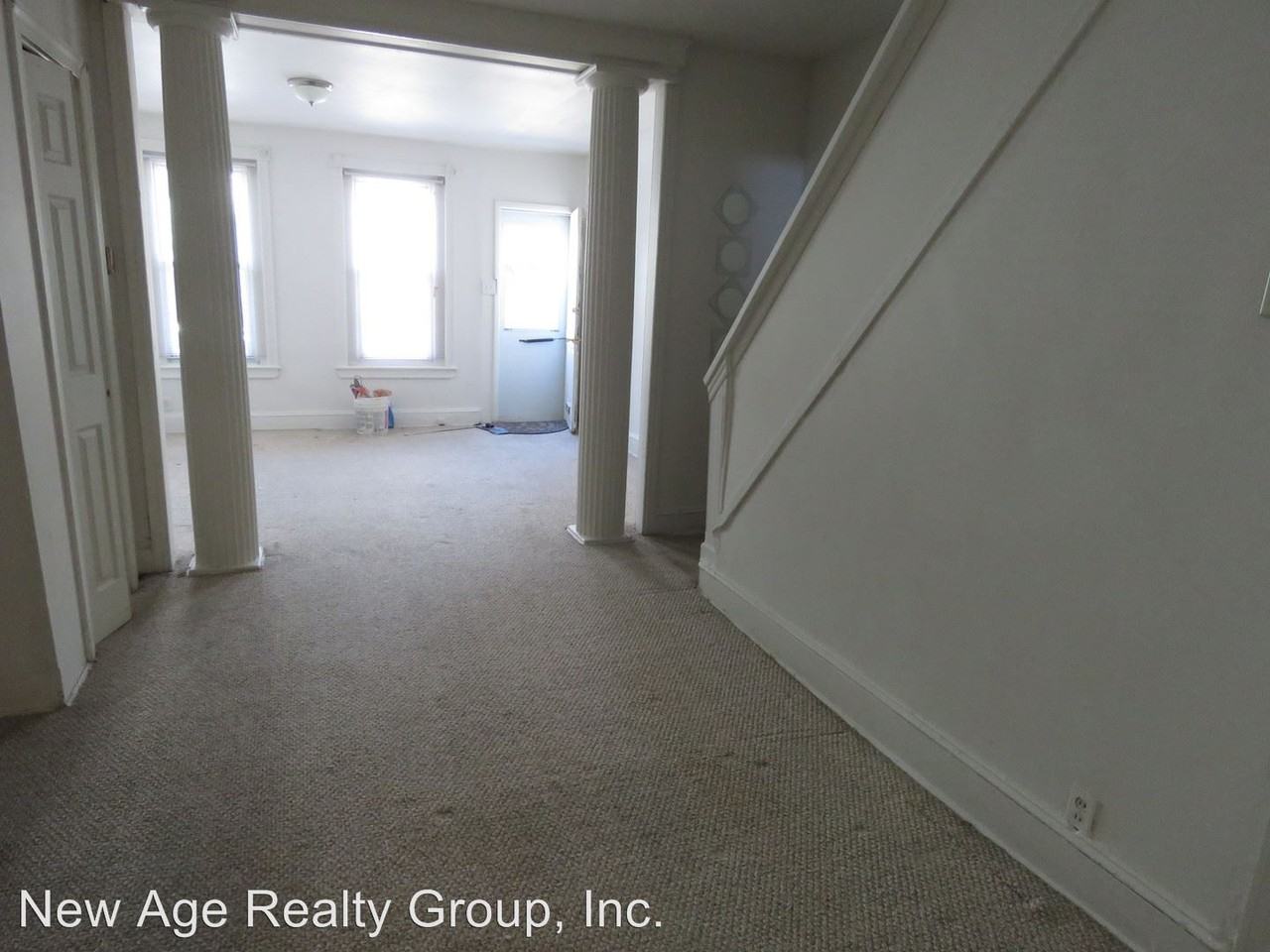 1527 S Stillman St - Photo 3 of 12