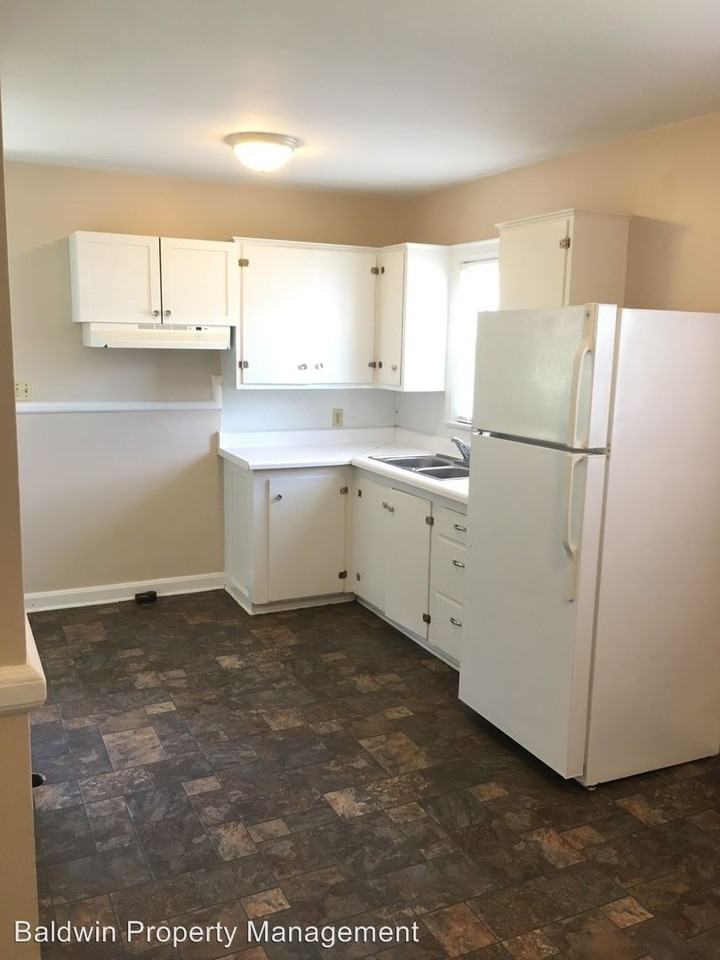 2230 Marble St - Photo 3 of 8