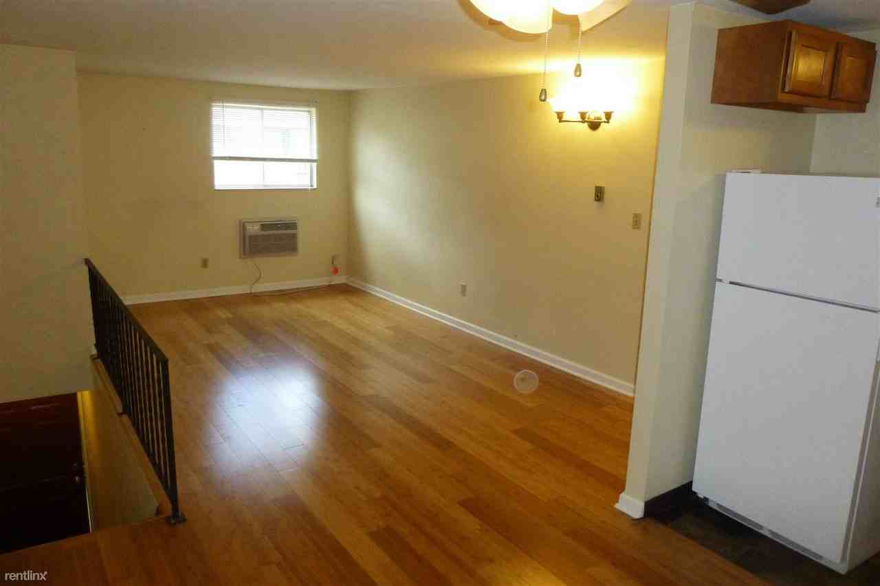 Oak Manor Apartments in Penn Hills, Pittsburgh, PA 15235 Zumper