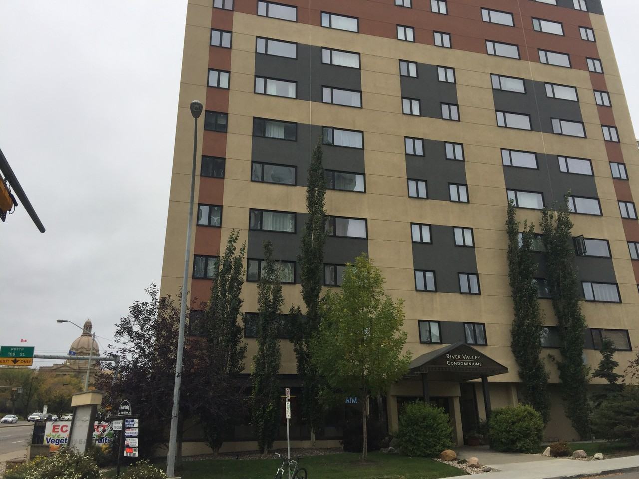 9710 105 Street Northwest 1007, Edmonton, AB T5K 1A4 1 Bedroom