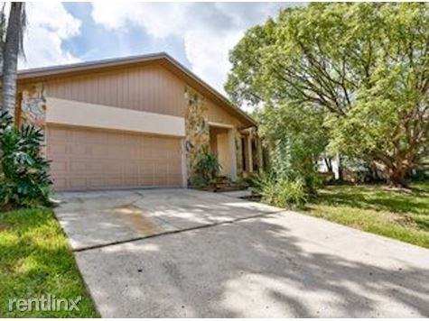 33 Bishop Creek Dr - Photo 2 of 10