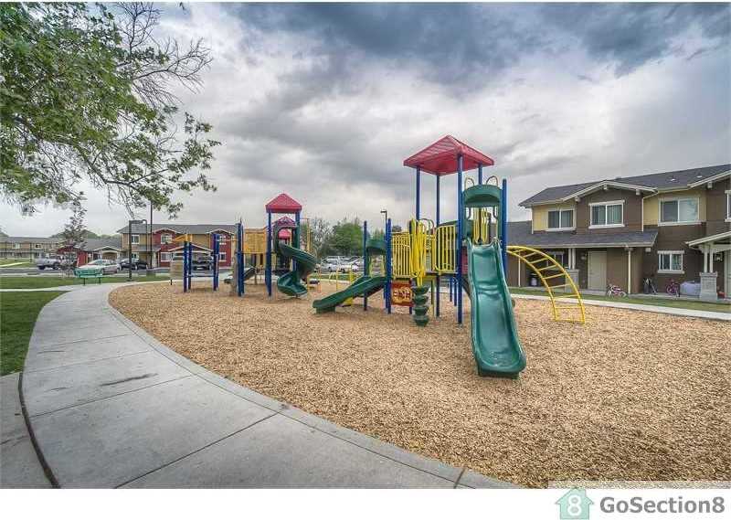 343 Farmland Rd - Photo 2 of 5