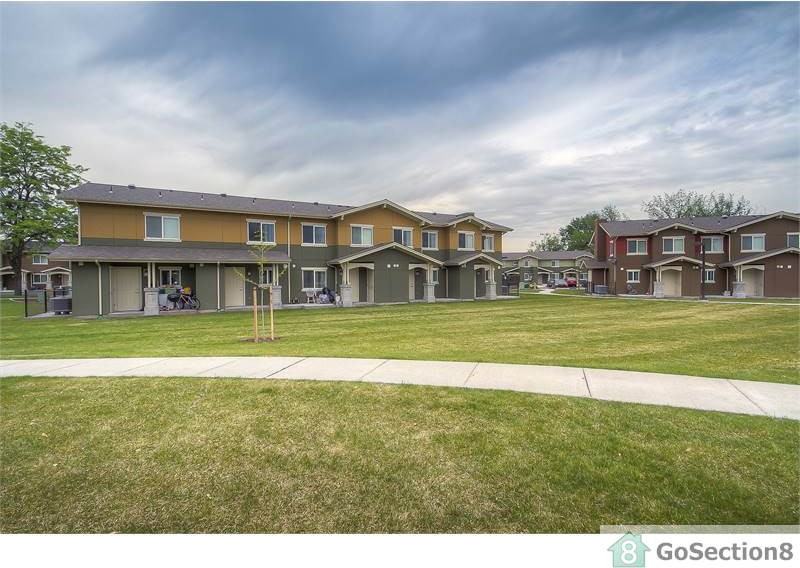 343 Farmland Rd - Photo 3 of 5