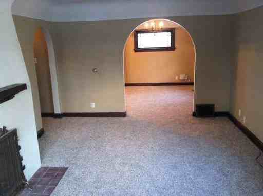 716 W Packard Ave - Photo 3 of 8