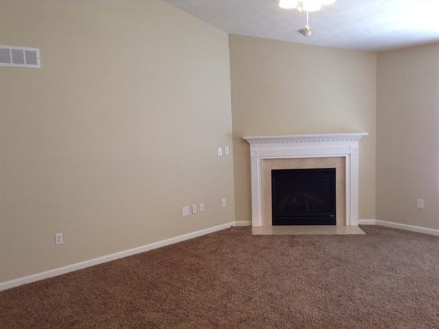 514 Wildrose Ln - Photo 2 of 15