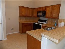 9235 Rippling Fields Dr - Photo 3 of 12