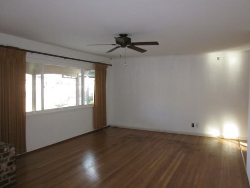 9016 Fashion Dr - Photo 3 of 6