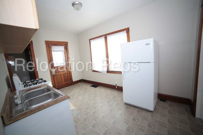 441 18th Ave - Photo 3 of 12