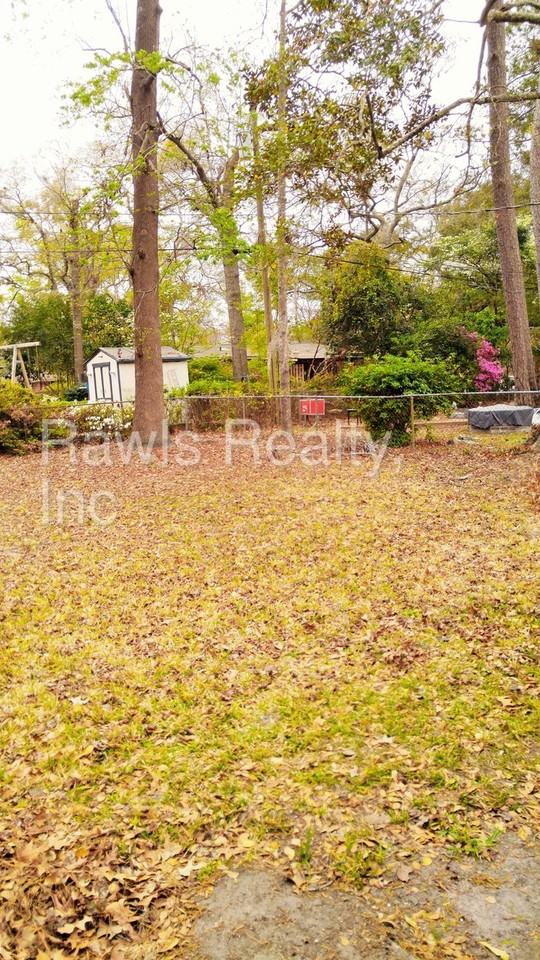 413 Sharondale Rd - Photo 3 of 10