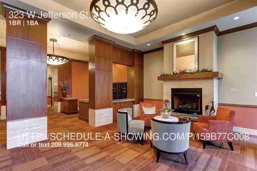 323 W Jefferson St #205 - Photo 3 of 19