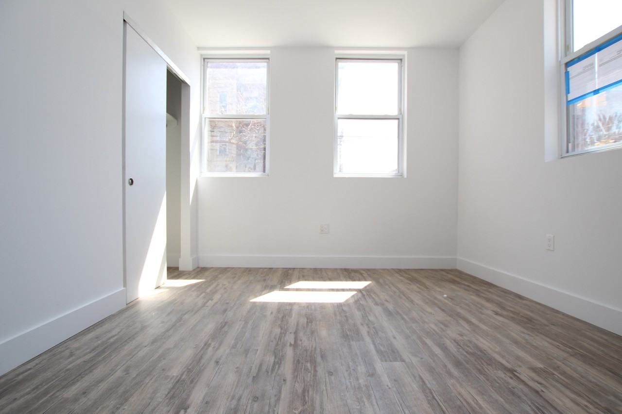 1711 Linden Street #25CC