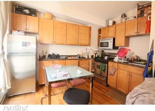 12 Stoneholm St #420