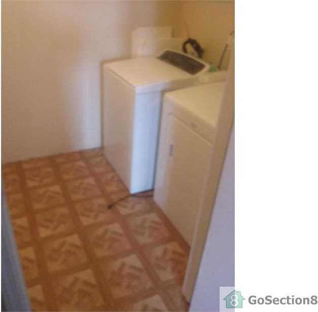 117 Babcock St - Photo 3 of 8