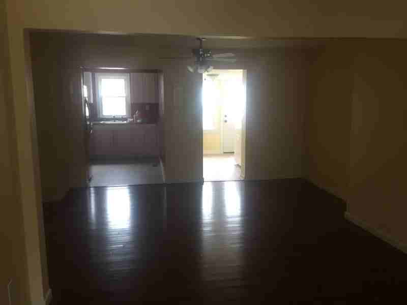 118 Patapsco Ave - Photo 3 of 12