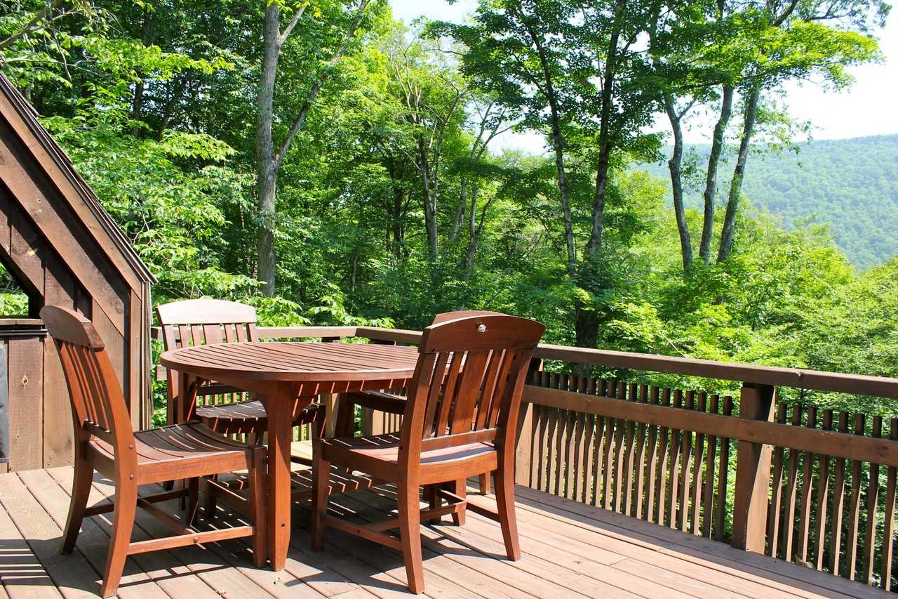 559 Crimson Hawk Rd - Photo 3 of 33