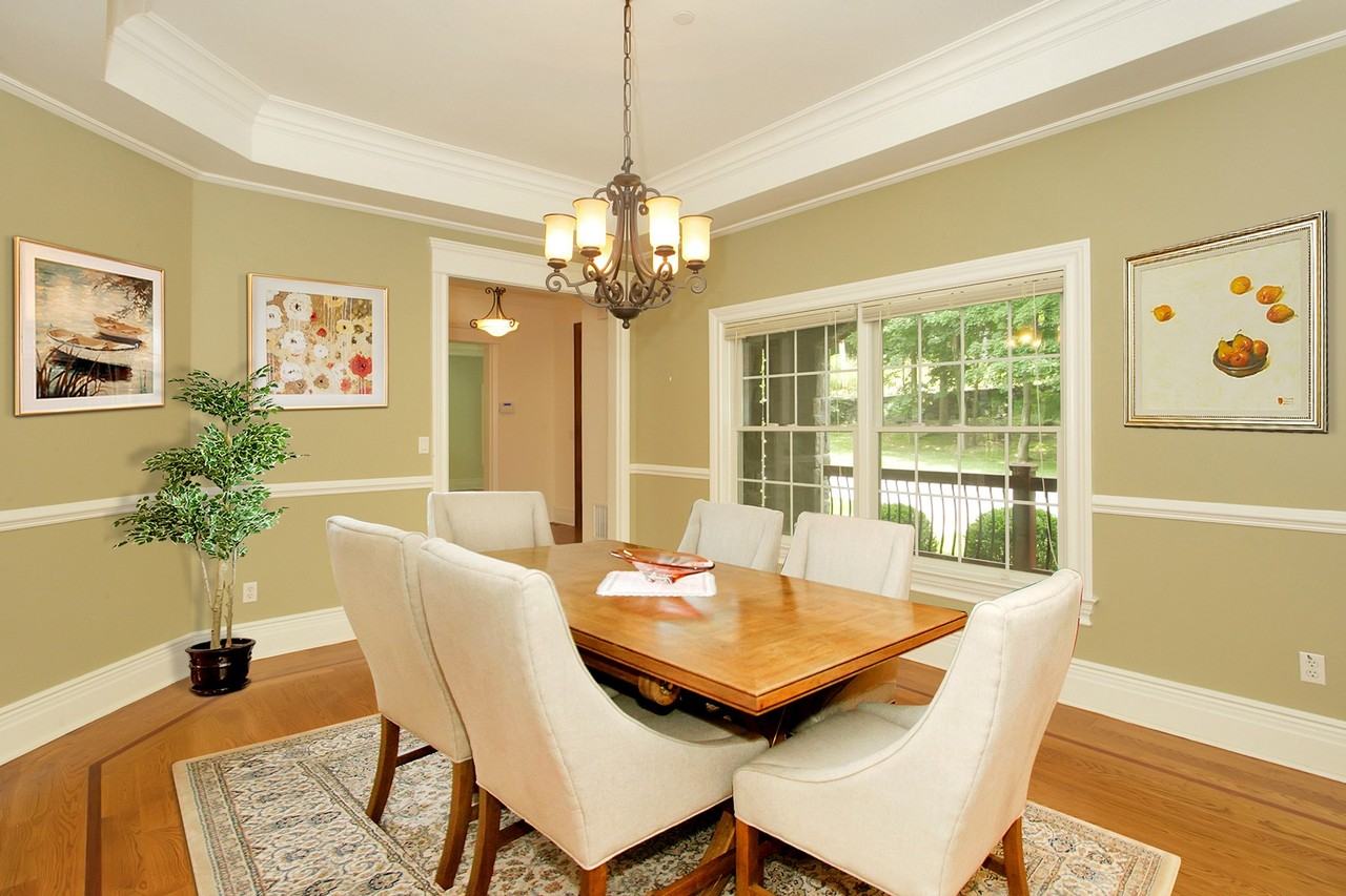 100 Old Post Rd N - Photo 3 of 35