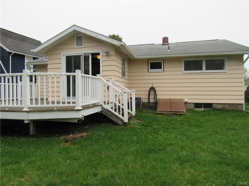 305 Yorkshire Blvd - Photo 2 of 14