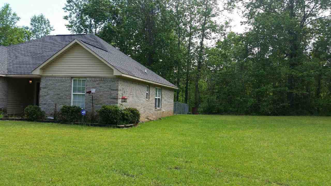 80 Rutledge Rd - Photo 3 of 9