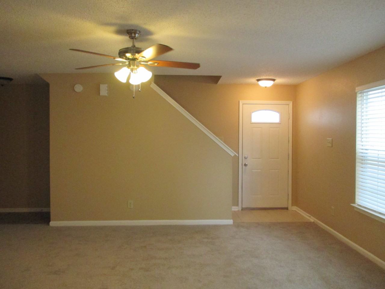1192 Odell Ln - Photo 3 of 21