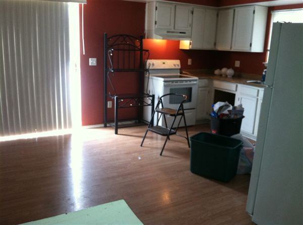 411 Garden Ln St - Photo 2 of 8