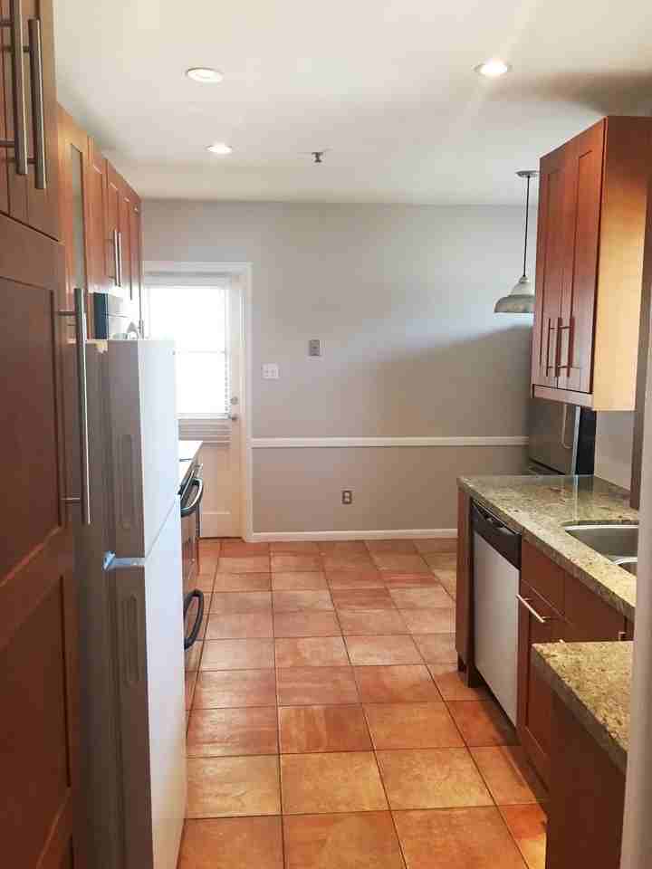 5502 E Pinchot Ave - Photo 3 of 14