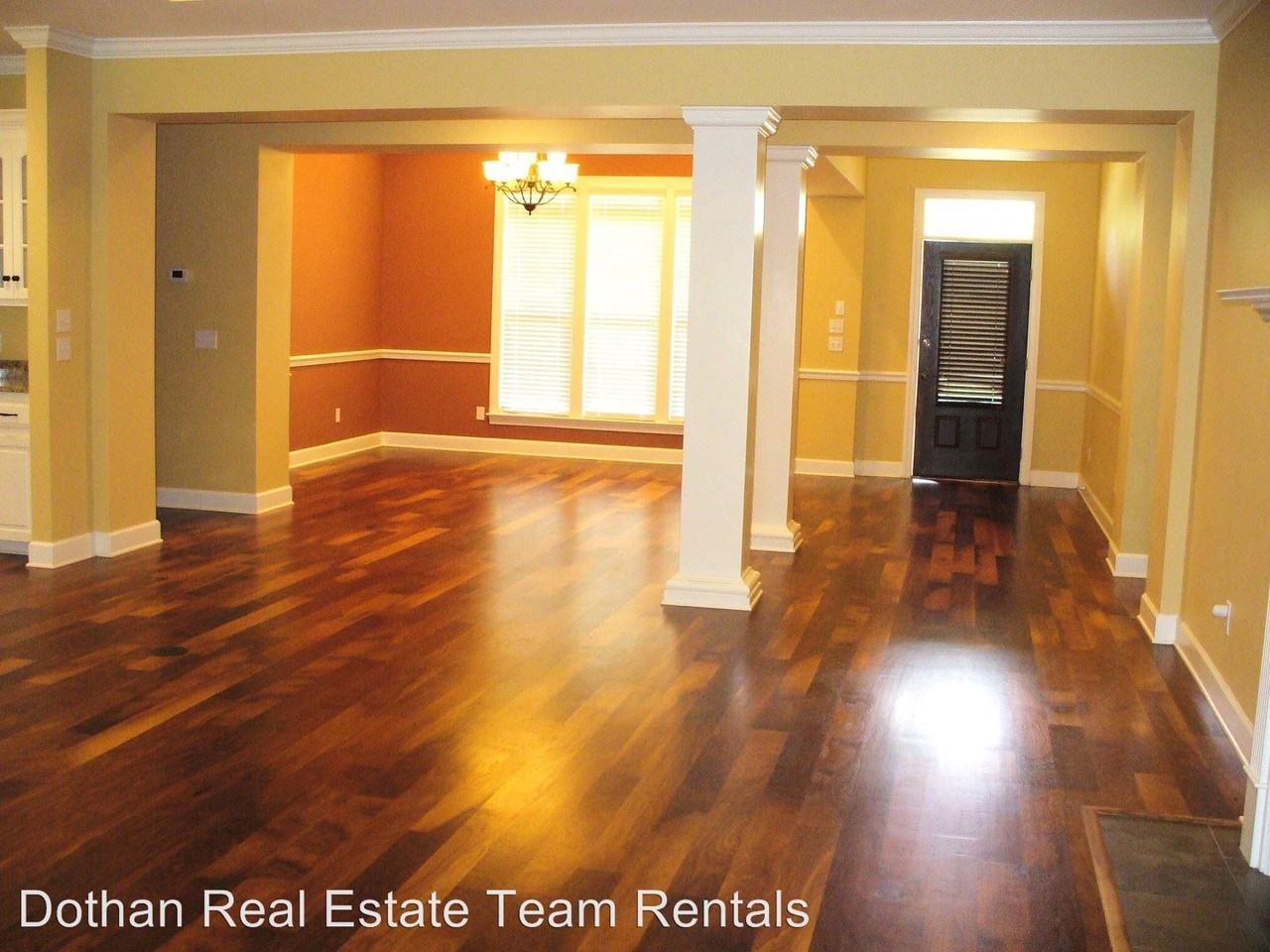 708 Prestwick Dr - Photo 2 of 17