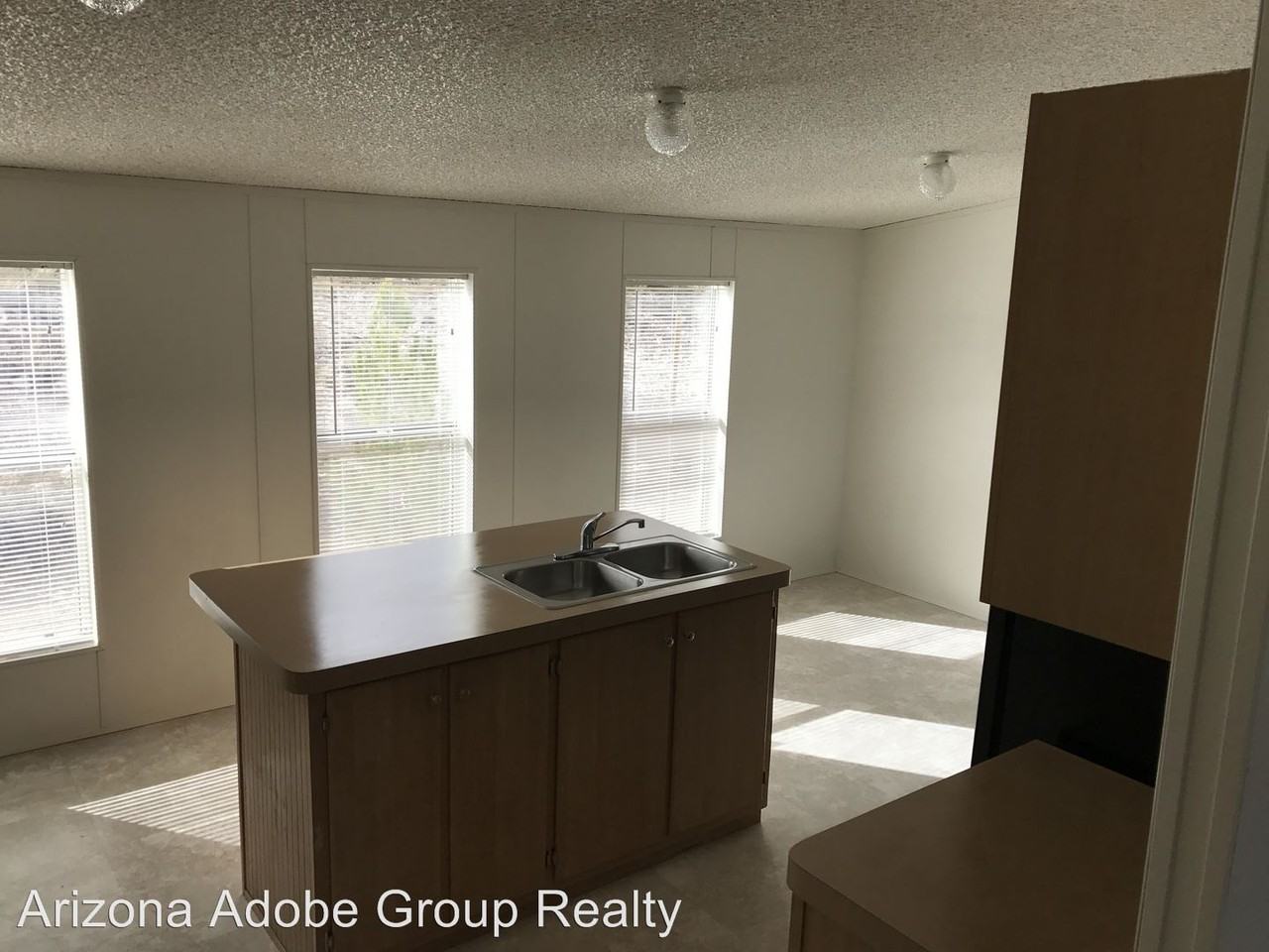 5350 N Emmord Dr - Photo 3 of 13