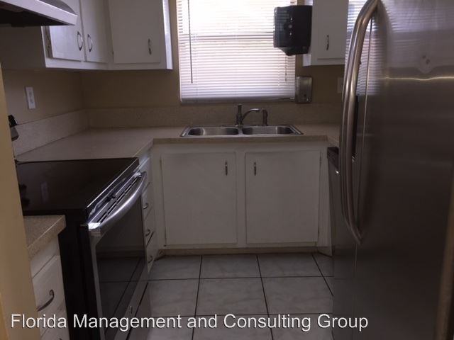 3730 NW 115th Avenue - Photo 2 of 11