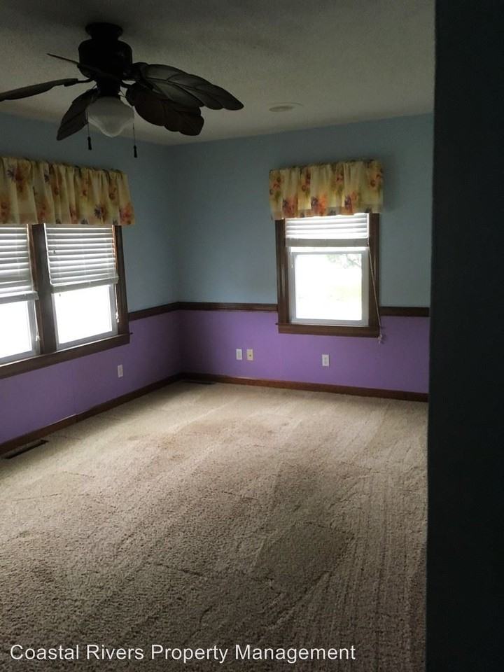 626 W Main St - Photo 3 of 14