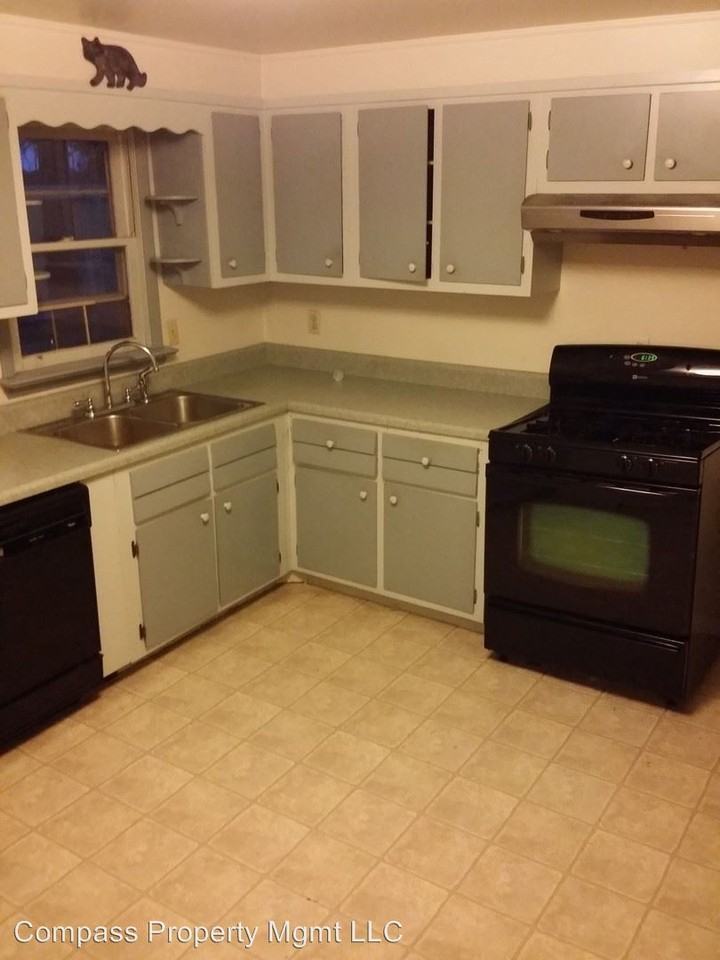 753 Buck Rd - Photo 3 of 9