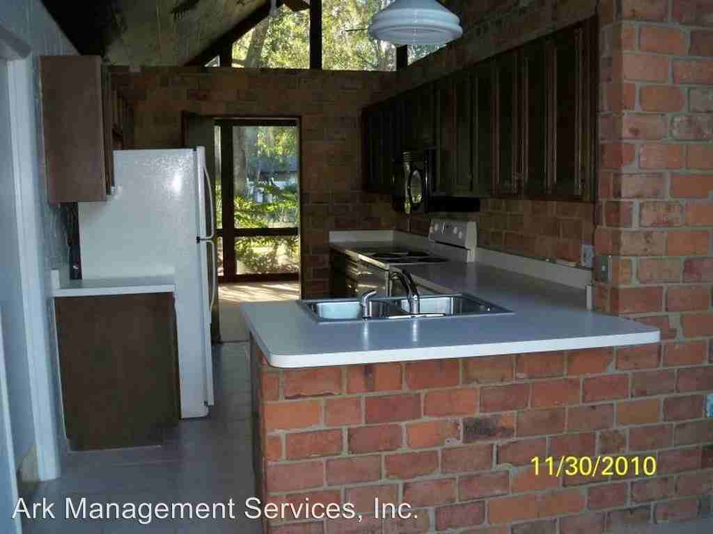 216 Timber Cove Cir - Photo 3 of 14