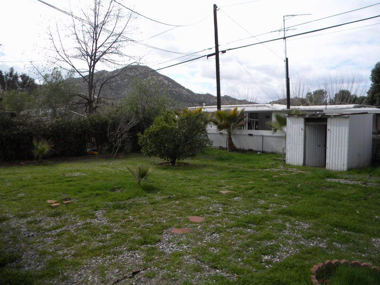 26215 Naumann Ave - Photo 2 of 8