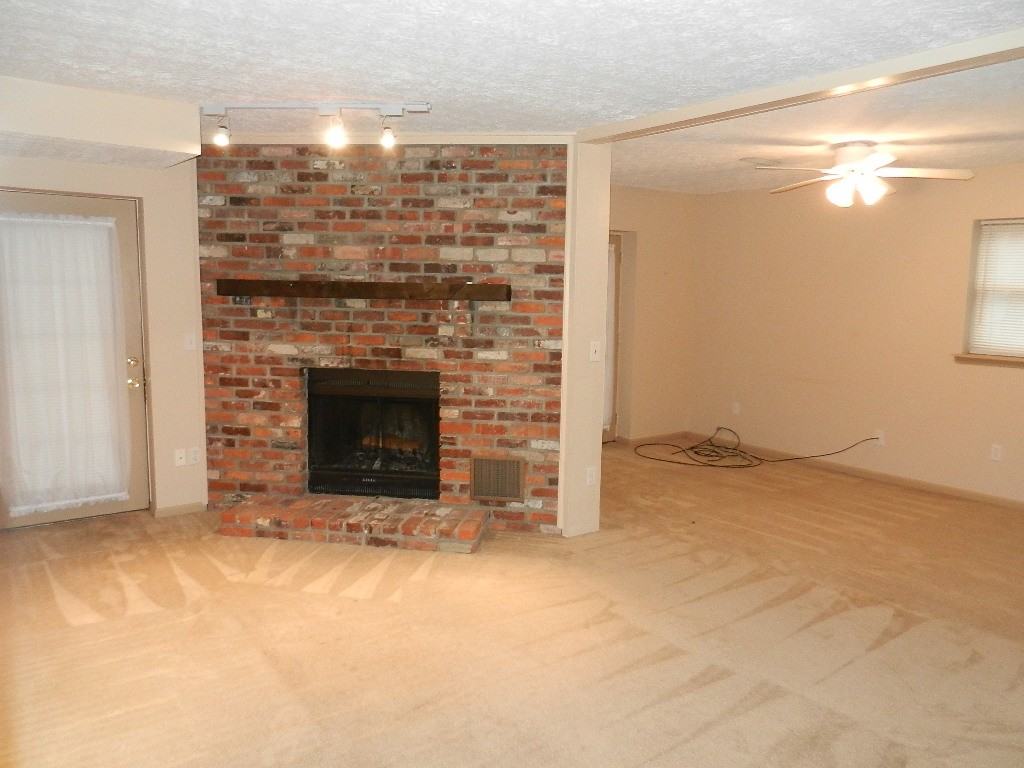 1846 Hightower Dr - Photo 2 of 11