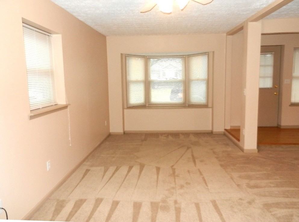 1846 Hightower Dr - Photo 3 of 11