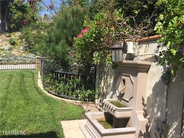 862 Calle Primavera - Photo 3 of 47