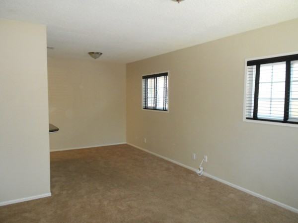 12259 211th St - Photo 3 of 17