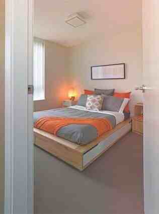 6090 Iona Dr - Photo 3 of 7