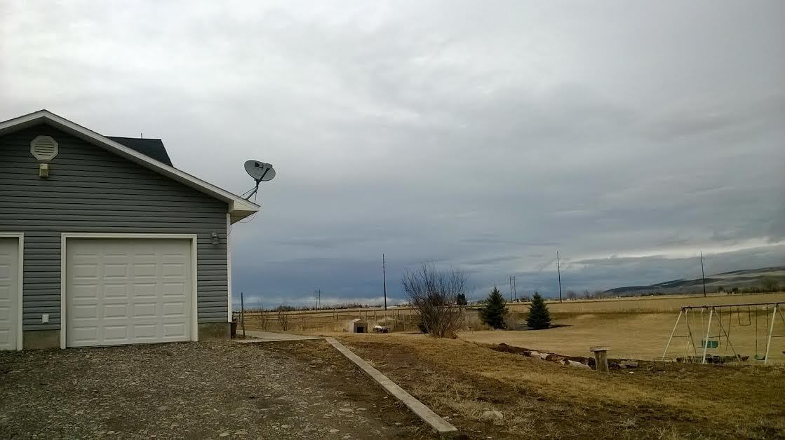 655 N 900 E - Photo 2 of 19