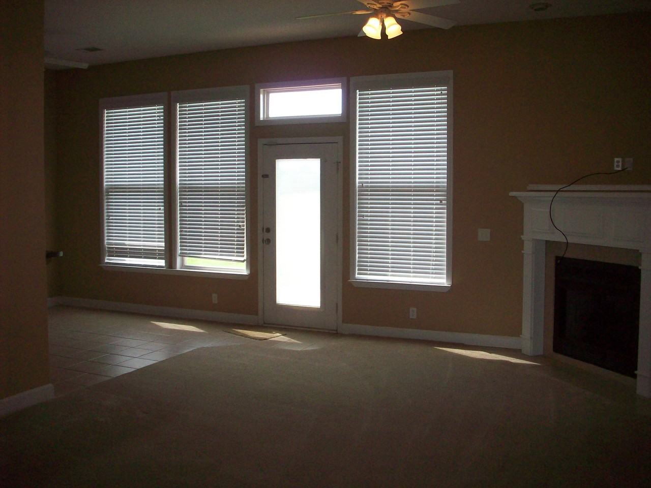 408 Hannah Rd - Photo 3 of 13