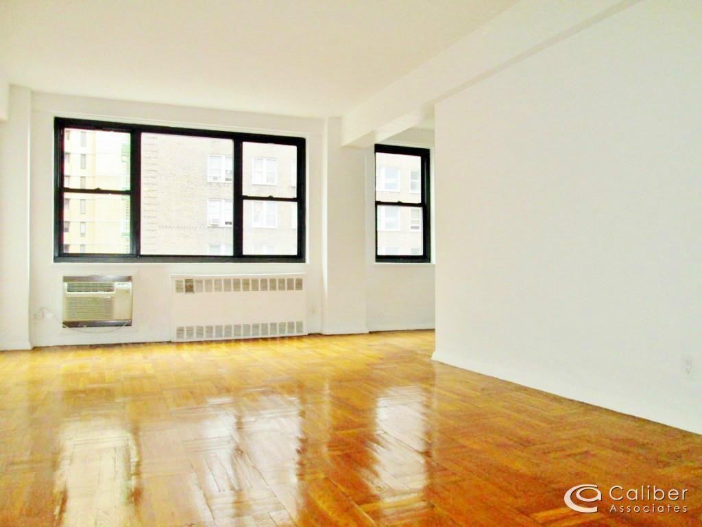 E 39th St #10C