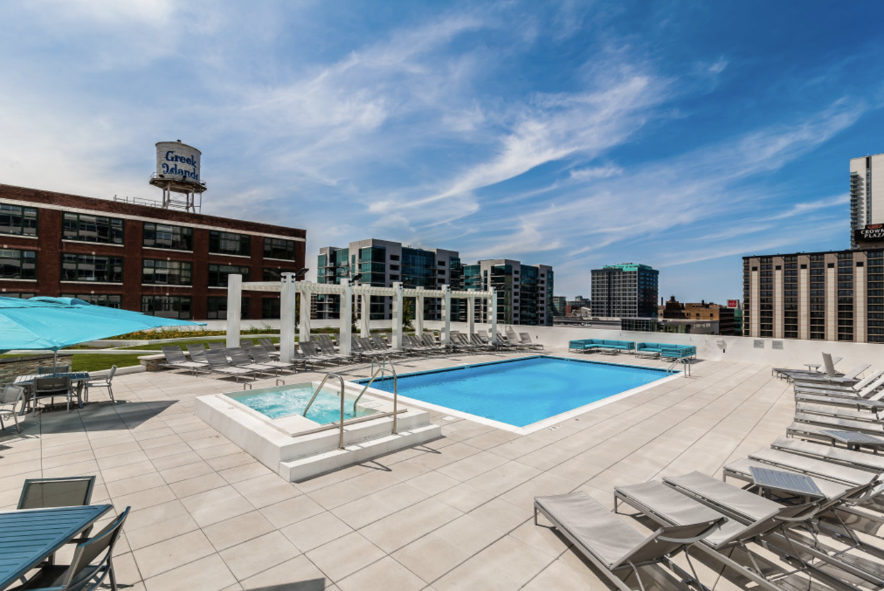 S Halsted St & W Adams St #1509