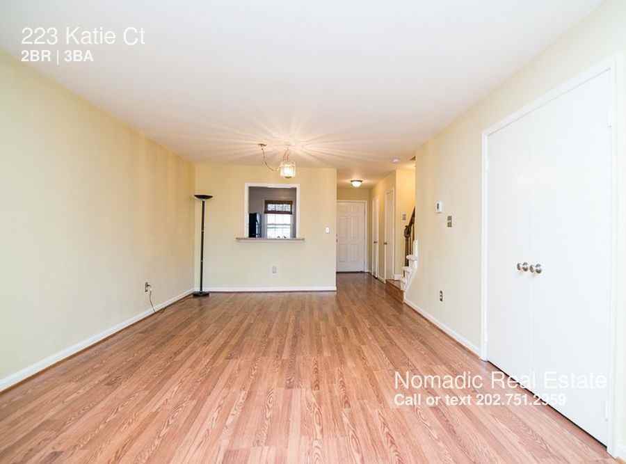 223 Katie Ct - Photo 2 of 23