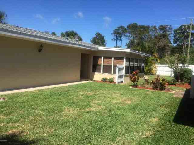 318 Myrtlewood Rd - Photo 2 of 19